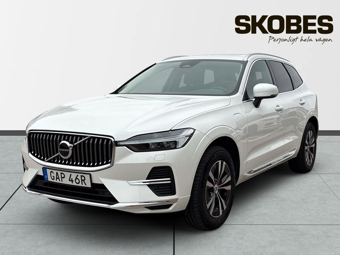 Volvo XC60 T6 Core Special Edition 2025, bild 3/3