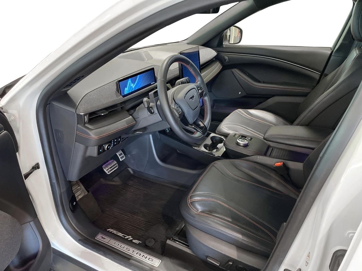Ford Mustang Mach-E 2023, bild 6/10