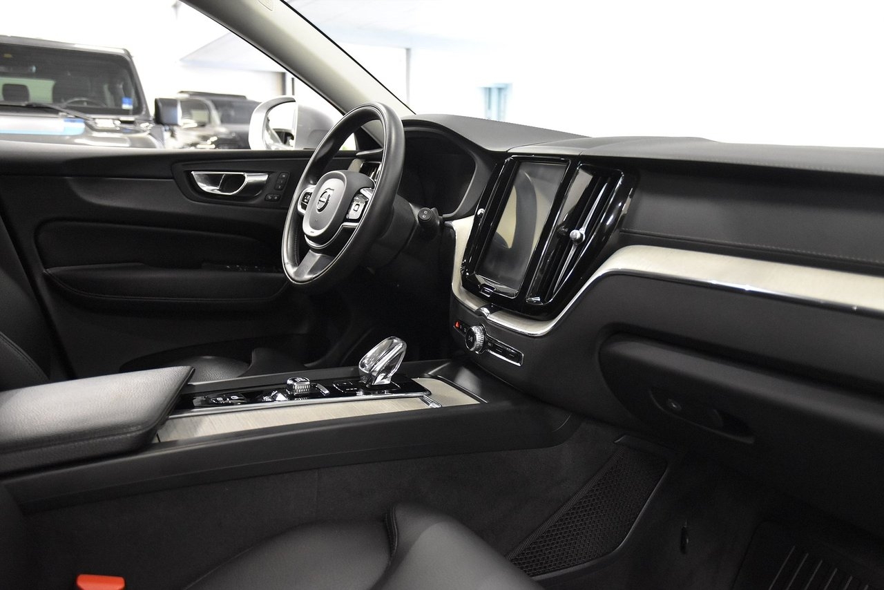 Volvo XC60 2020, bild 7/10