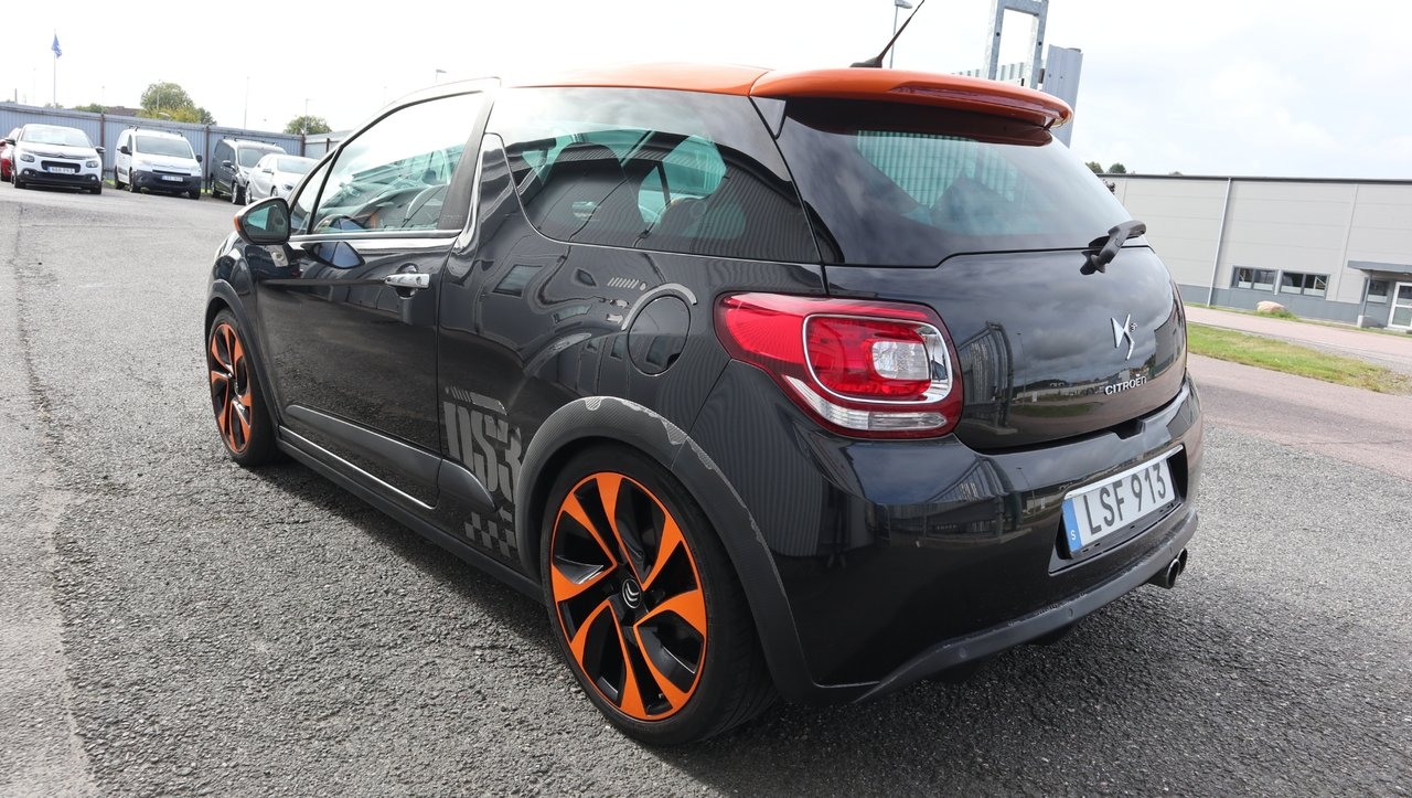 Citroen DS3 Racing 1.6 THP 2011, photo 5/10