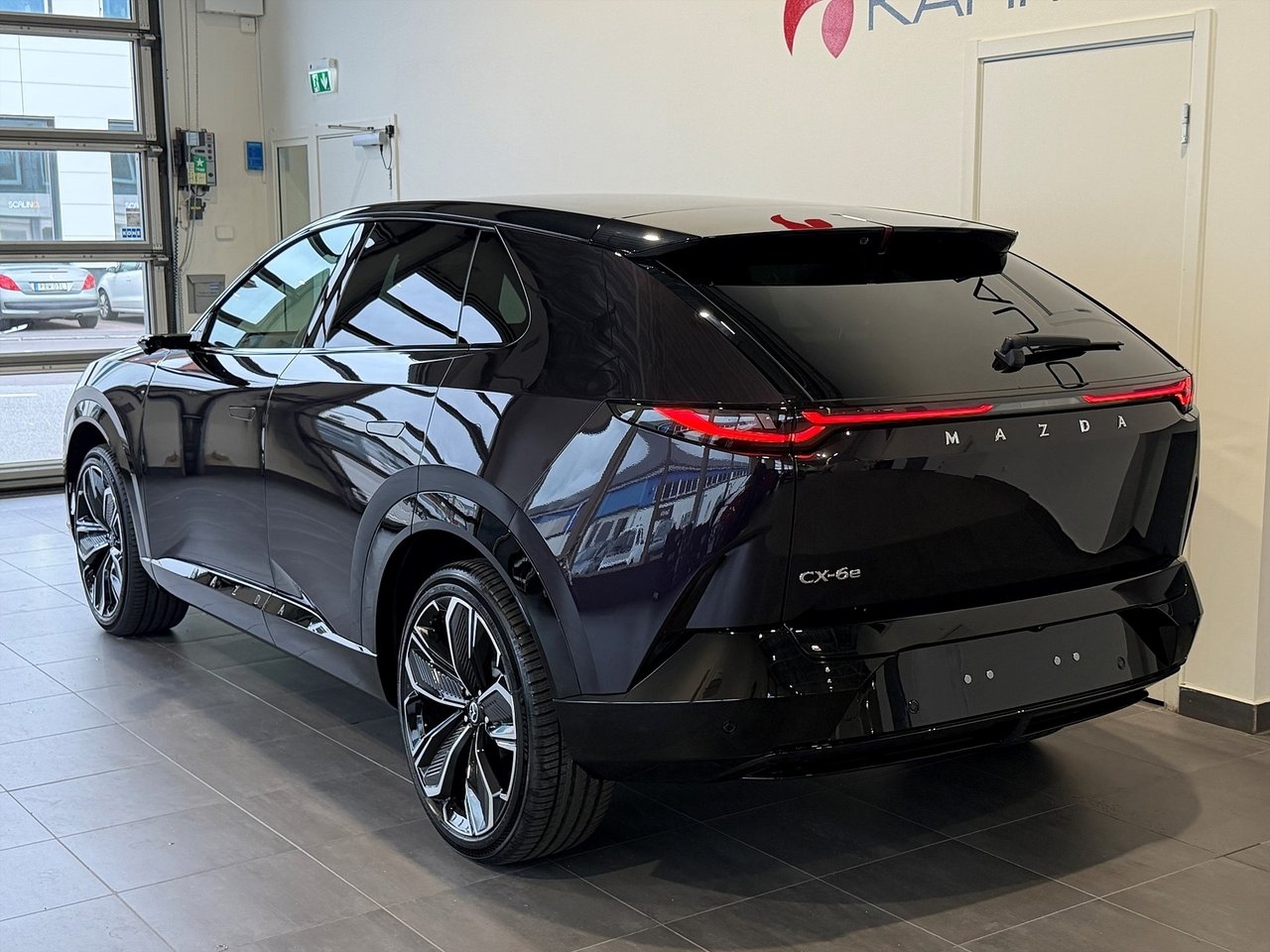 Mazda CX-6e Takumi Plus 2026, kuva 2/10