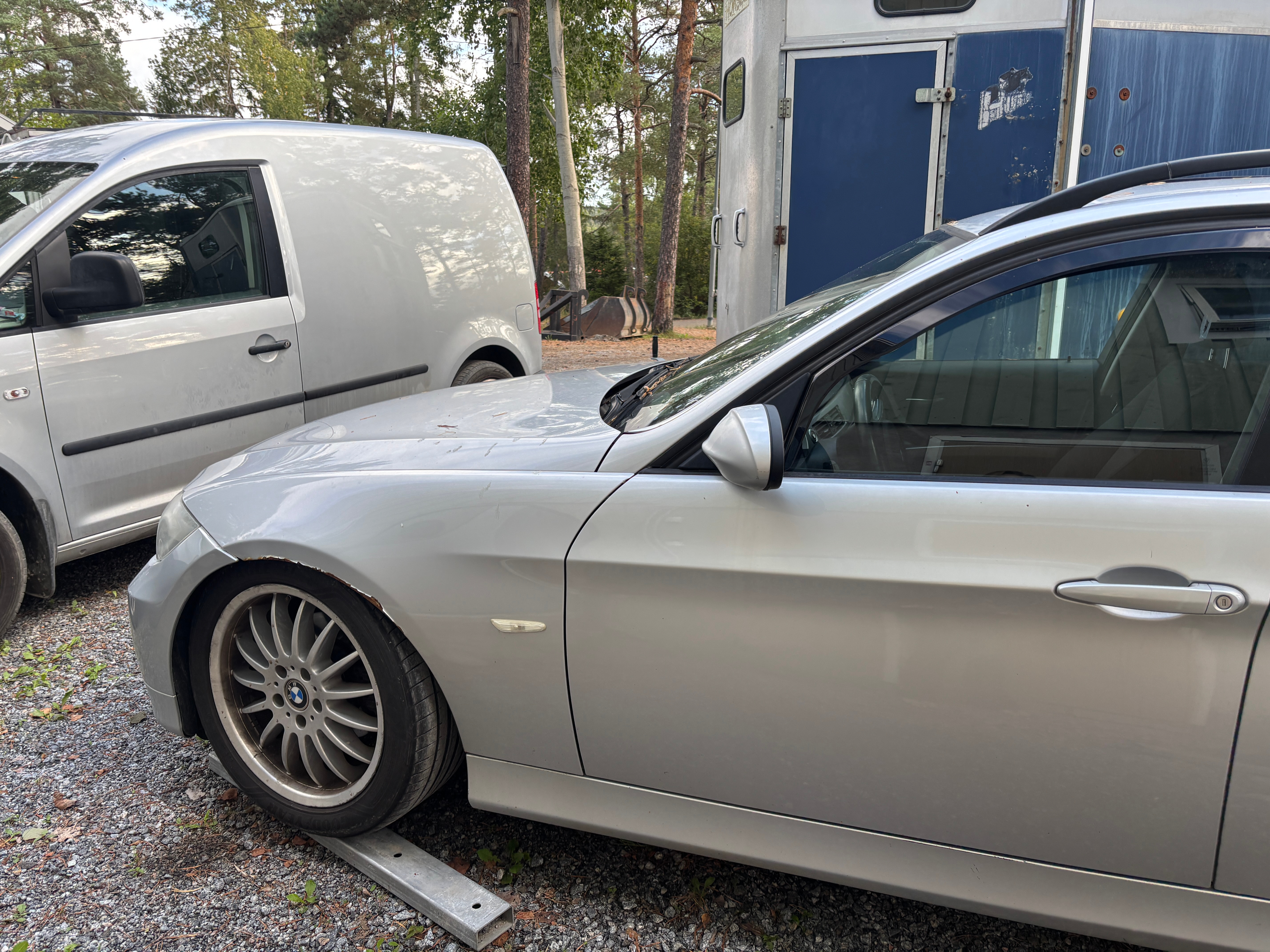 BMW 320 d Touring Manuell 2007, photo 2/5