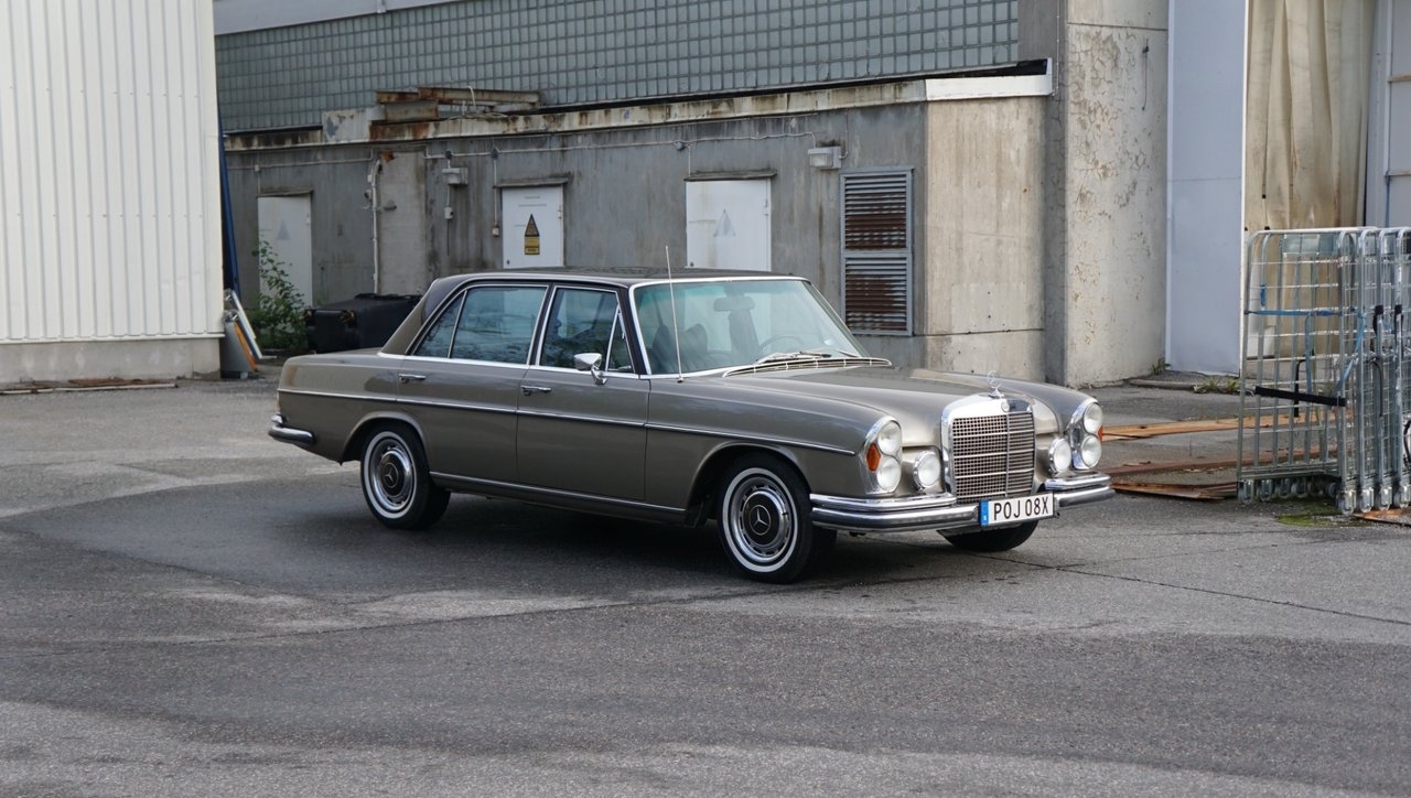 Mercedes-Benz 280