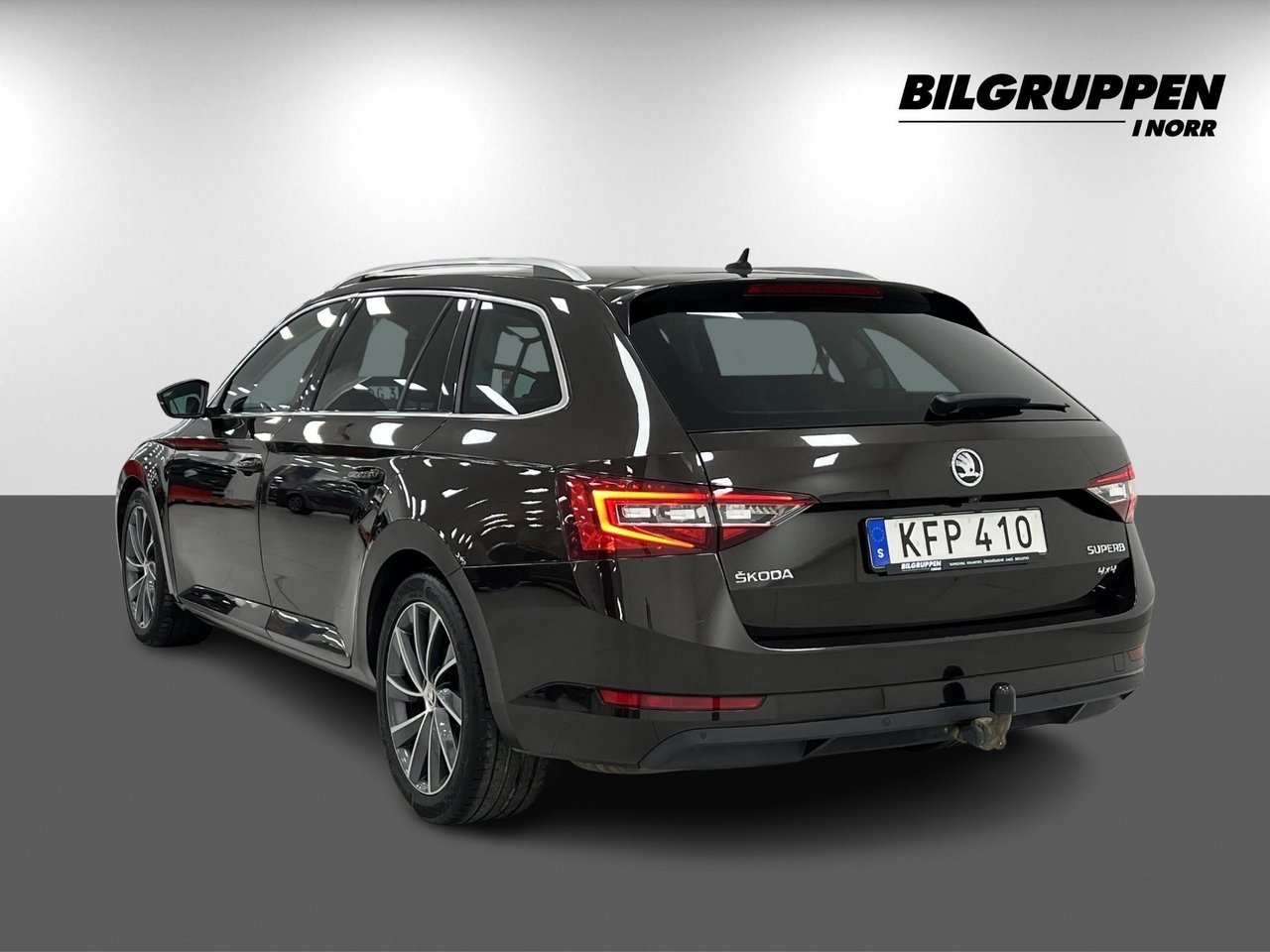 Skoda Superb 2016, bild 6/10
