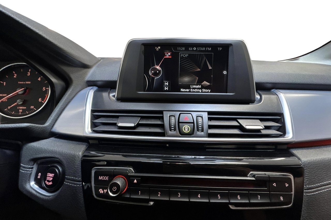 BMW 218 2016, bild 7/10
