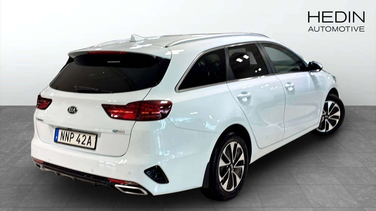 Kia Ceed Sportswagon PHEV 2021, bild 2/9