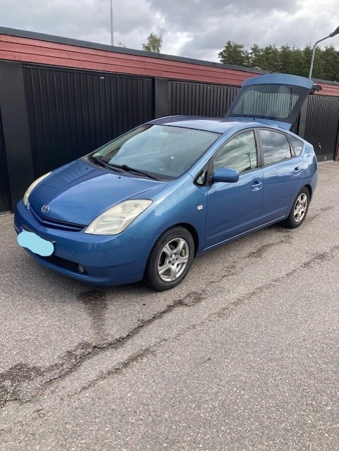 Toyota Prius 1.5 VVT-i + 3CM CVT 2004, bild 3/7