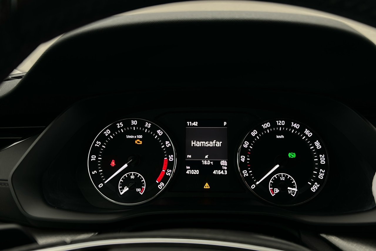 Skoda Octavia 2023, bild 7/10