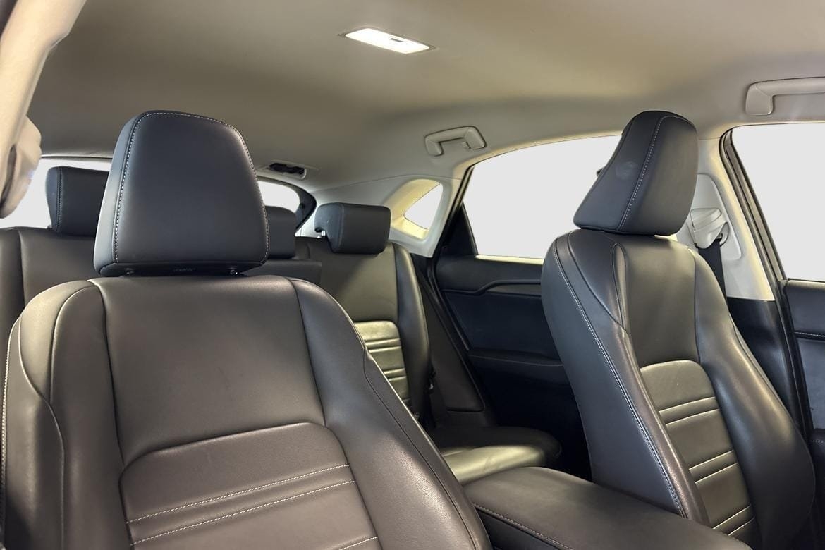 Lexus NX 300h 2017, bild 6/10