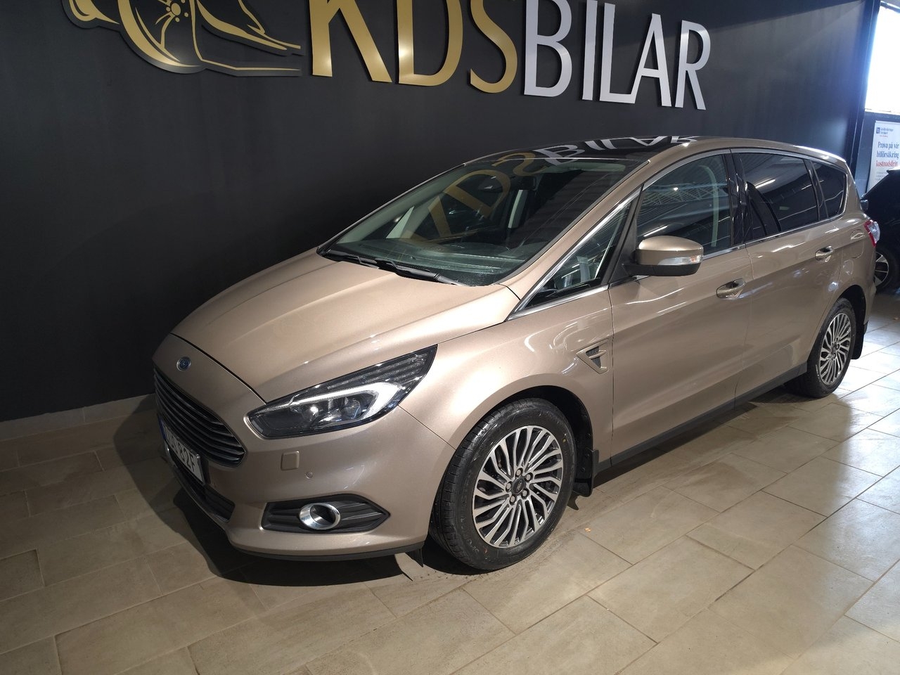 Ford S-MAX 2019, bild 2/10