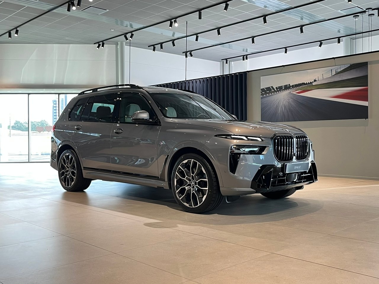 BMW X7 2027, photo 3/10
