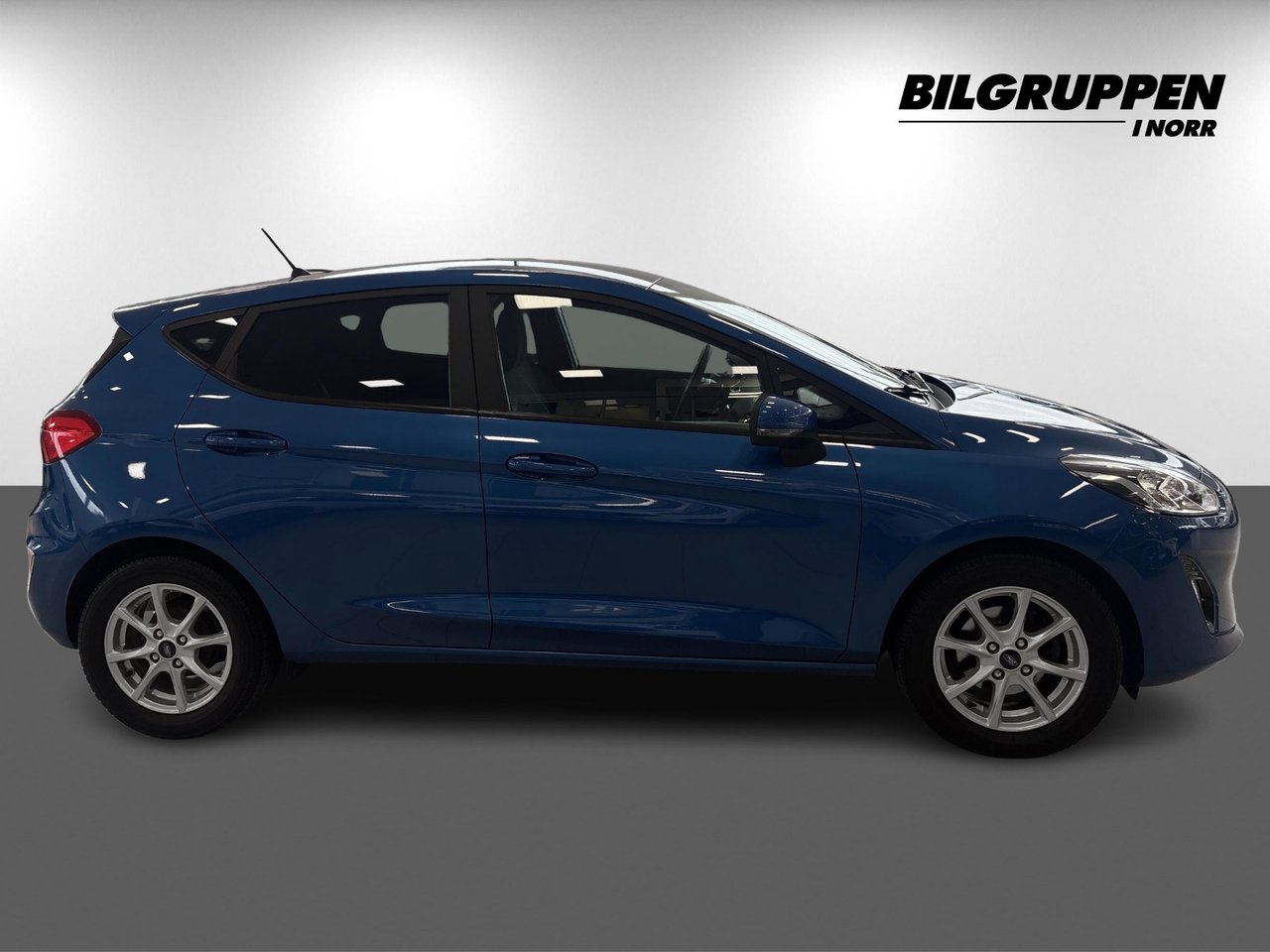 Ford Fiesta 5-dörrar 1.0 EcoBoost Trend 2019, photo 4/15