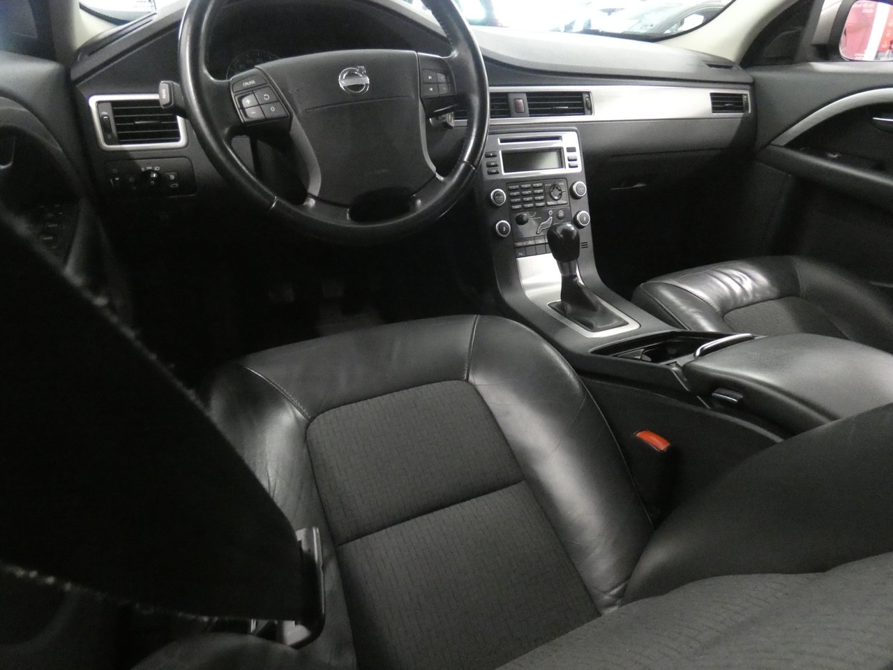 Volvo V70 2.5T Momentum Euro 4 2008, bild 7/10