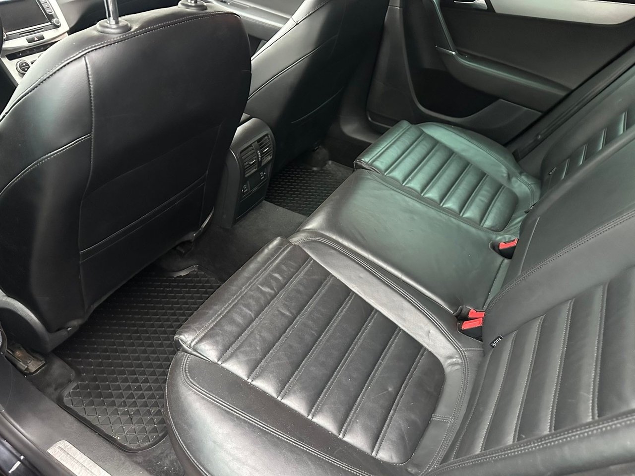 Volkswagen Passat 2013, bild 6/7