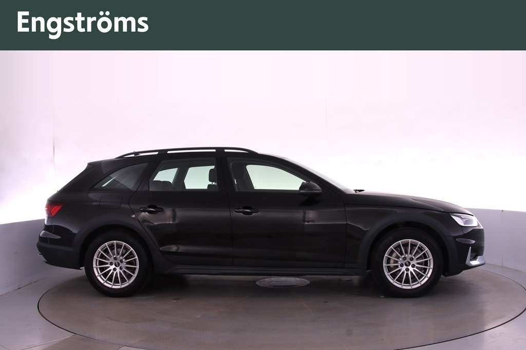 Audi A4 2023, bild 2/23