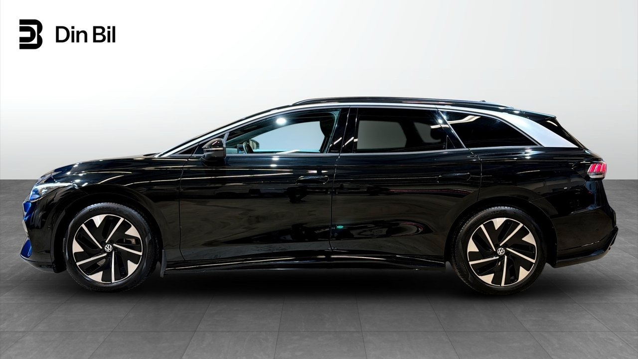 Volkswagen ID.7 Tourer Pro Edition 2025, kuva 2/10