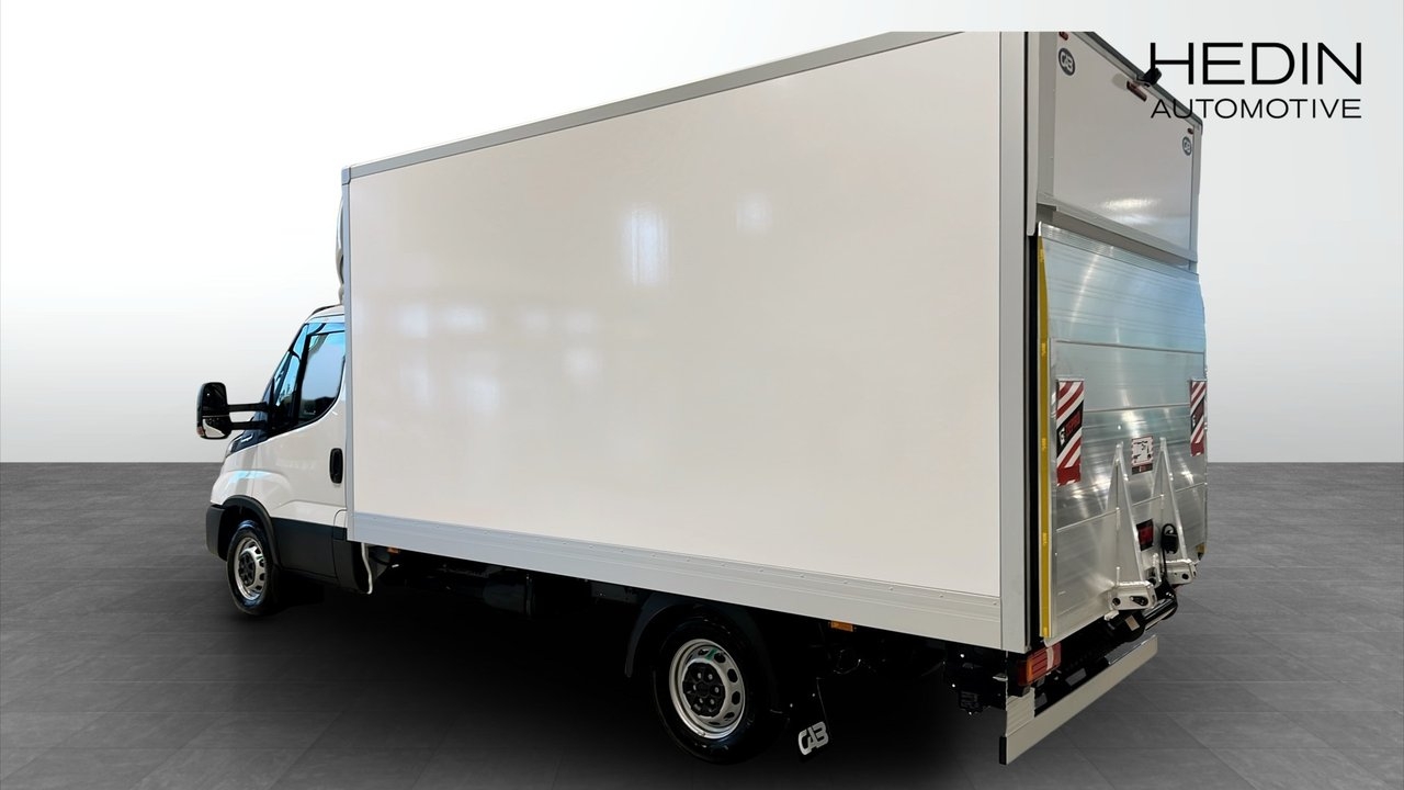 Iveco Daily 35S18HA8 2026, bild 2/9