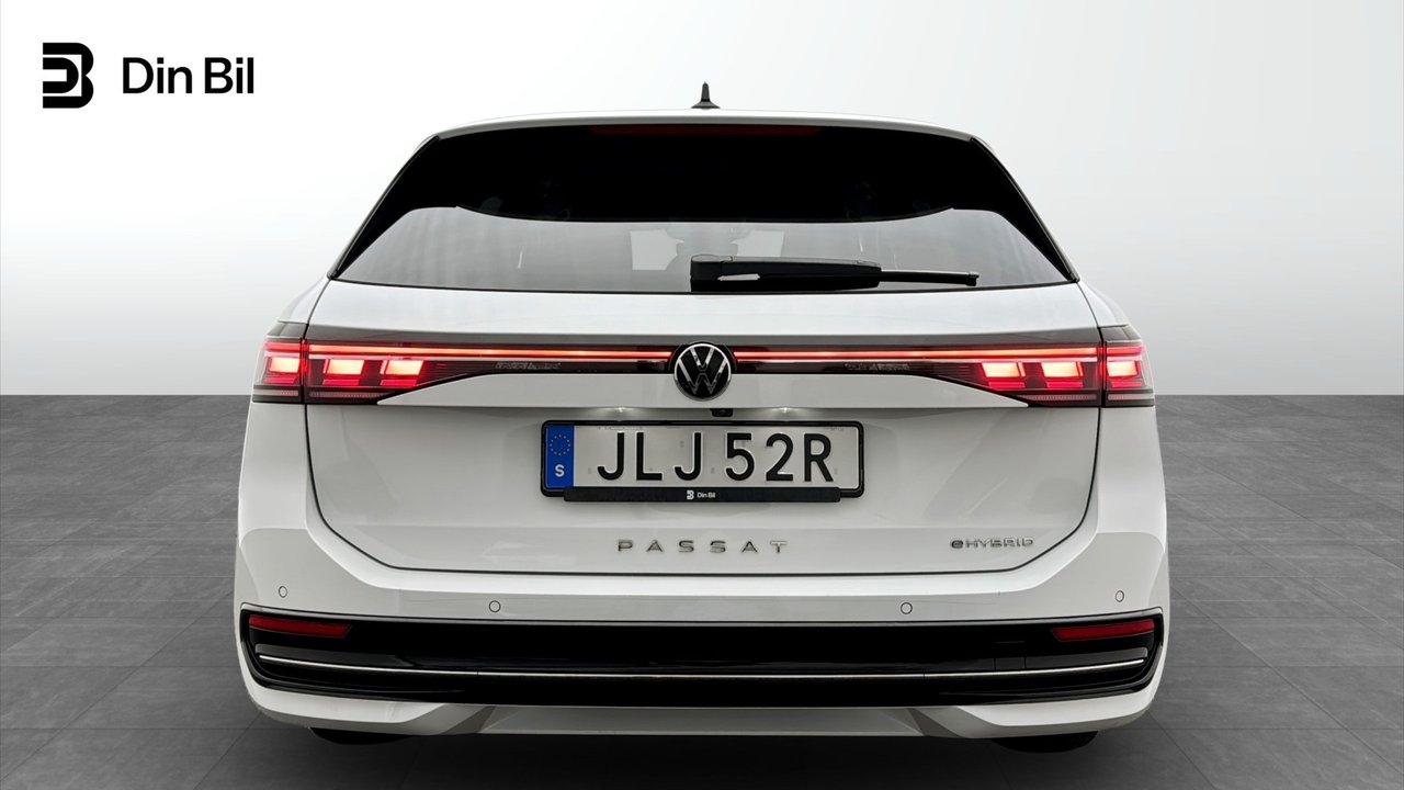 Volkswagen Passat 2025, bild 5/10