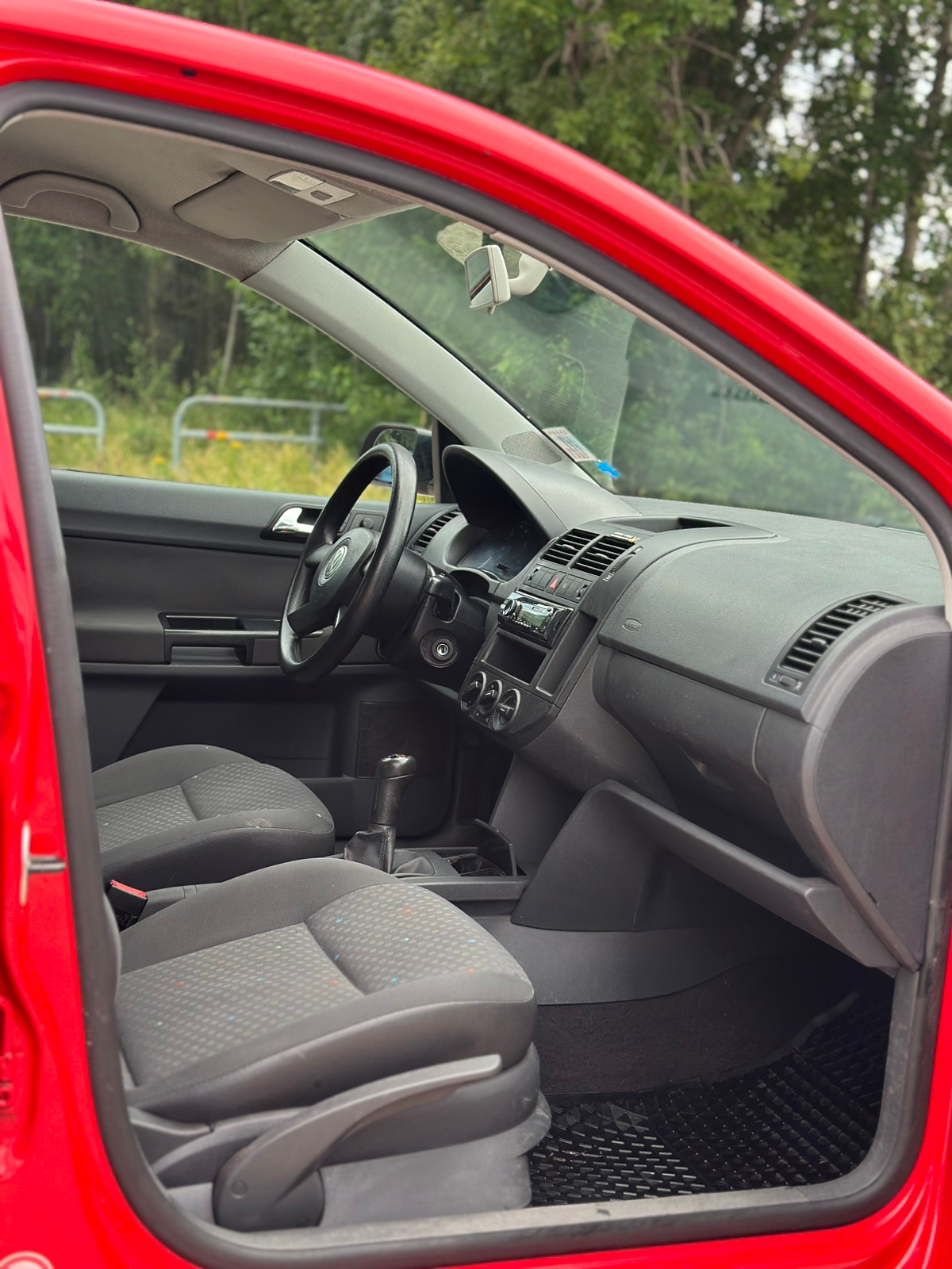 Volkswagen Polo 5-dörrar 1.4 Manuell 2005, bild 6/6