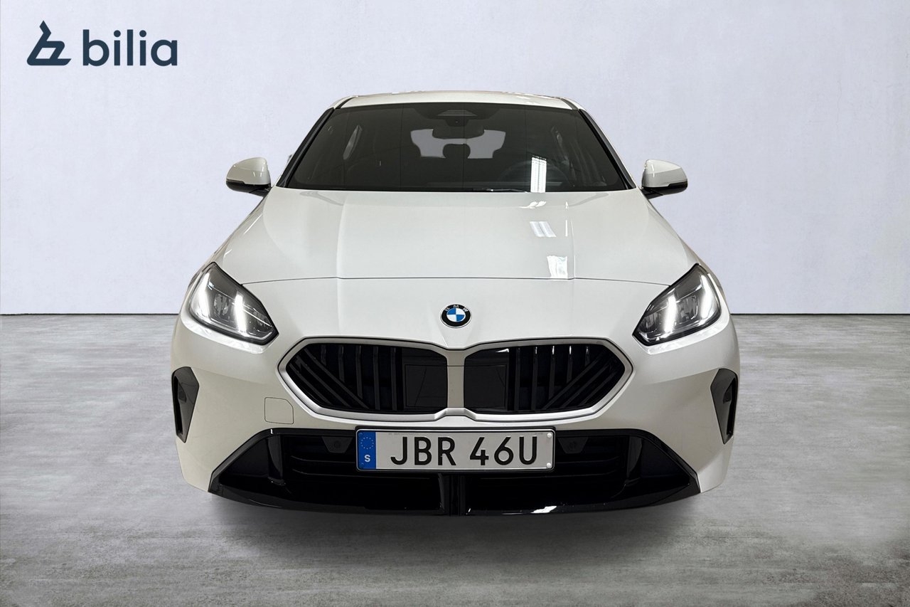 BMW 120 2026, kuva 5/10