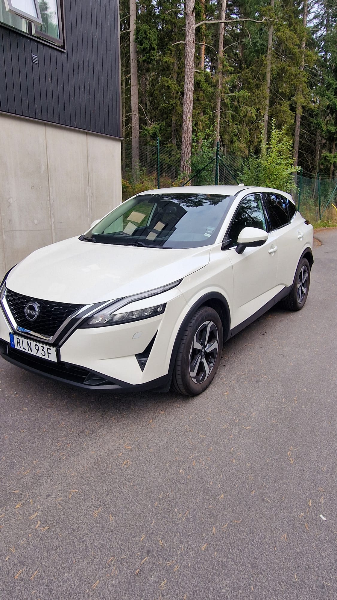 Nissan Qashqai 1.3 DIG-T XTRONIC-CVT 2023, photo 2/10