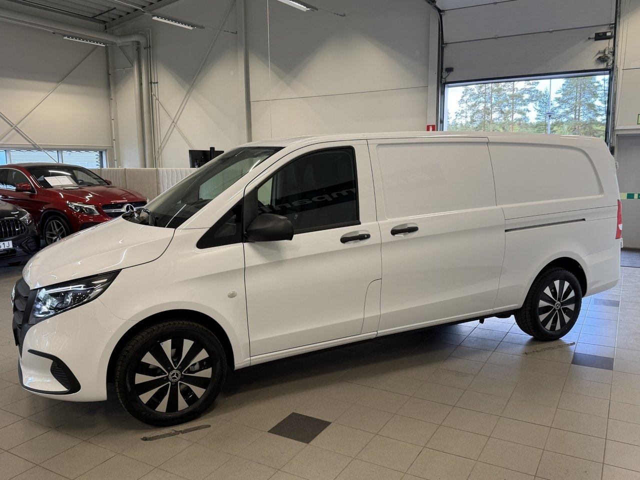Mercedes-Benz Vito 2027, bild 6/10