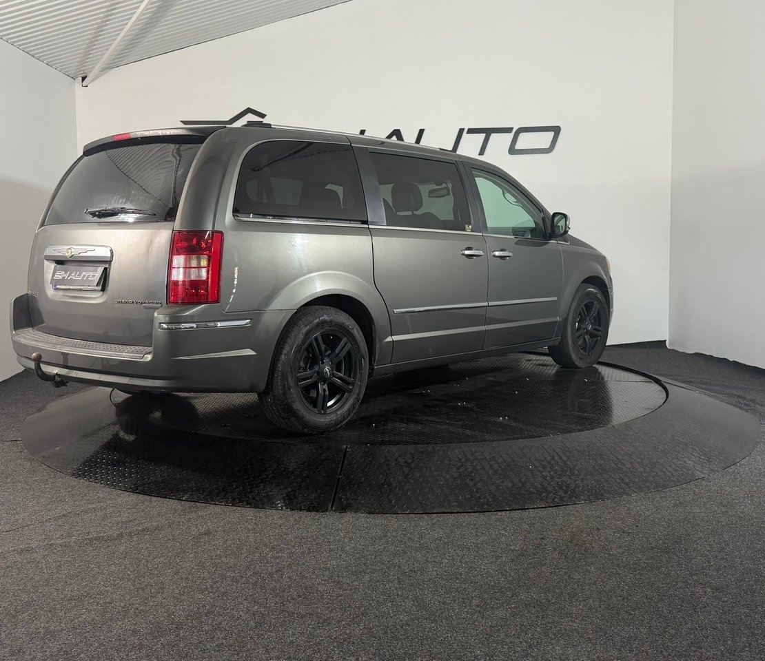 Chrysler Grand Voyager 3.8 V6 2010, photo 4/10