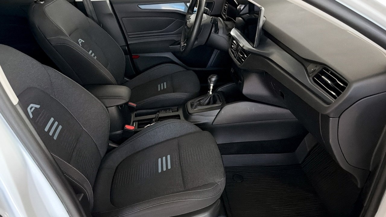 Ford Focus 2023, bild 3/9