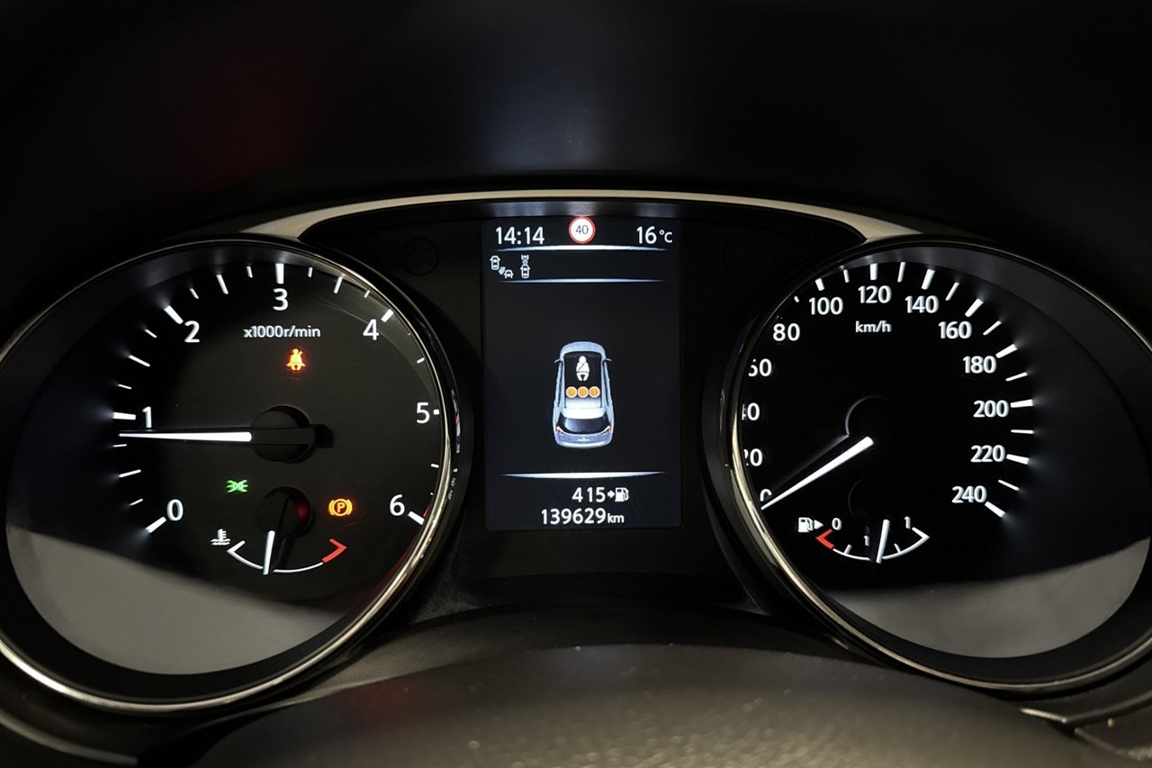 Nissan X-Trail 2015, bild 7/10