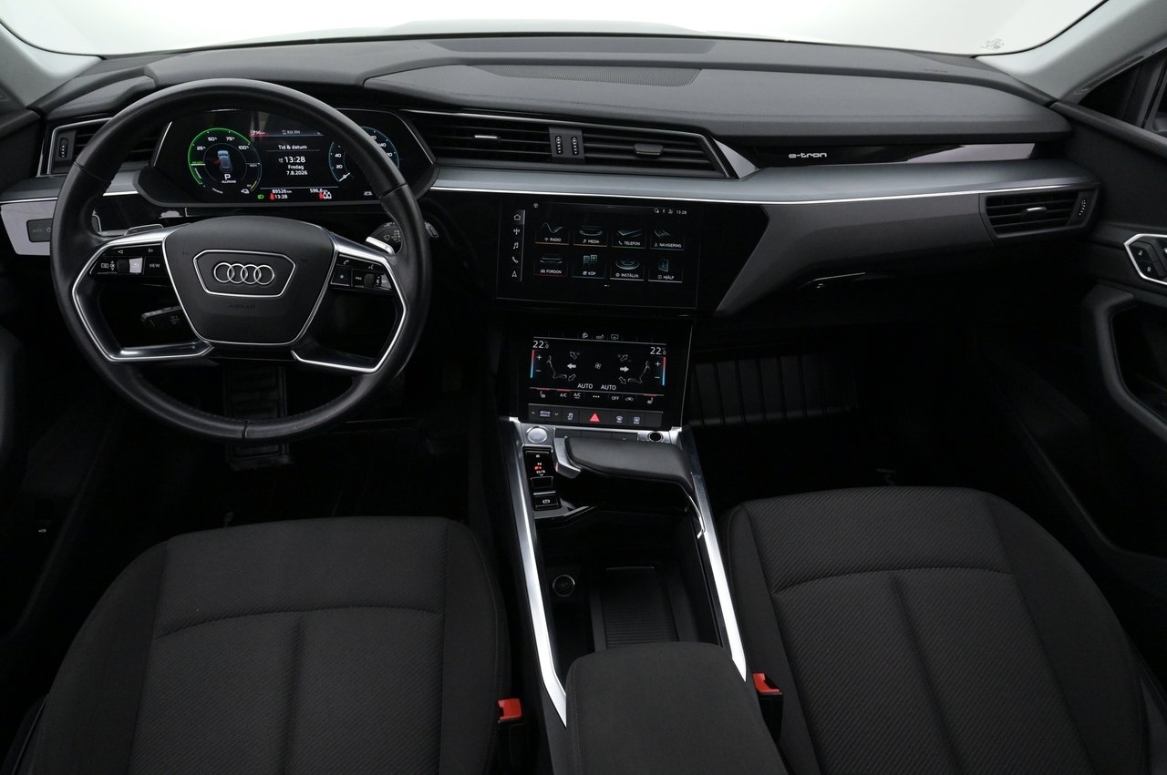 Audi e-tron 50 quattro PDC 2020, bild 6/10