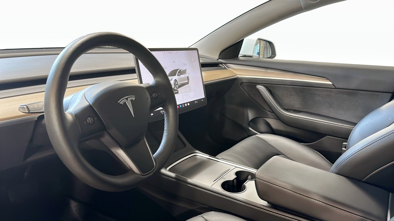 Tesla Model 3 2023, kuva 7/10