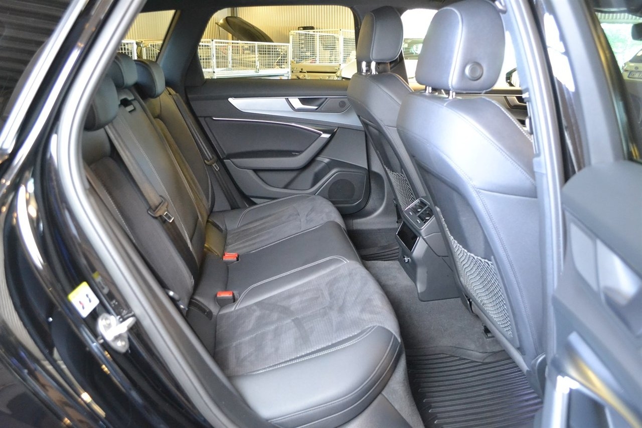 Audi A6 Avant 55 TFSI e quattro S-Line 2023, bild 6/10