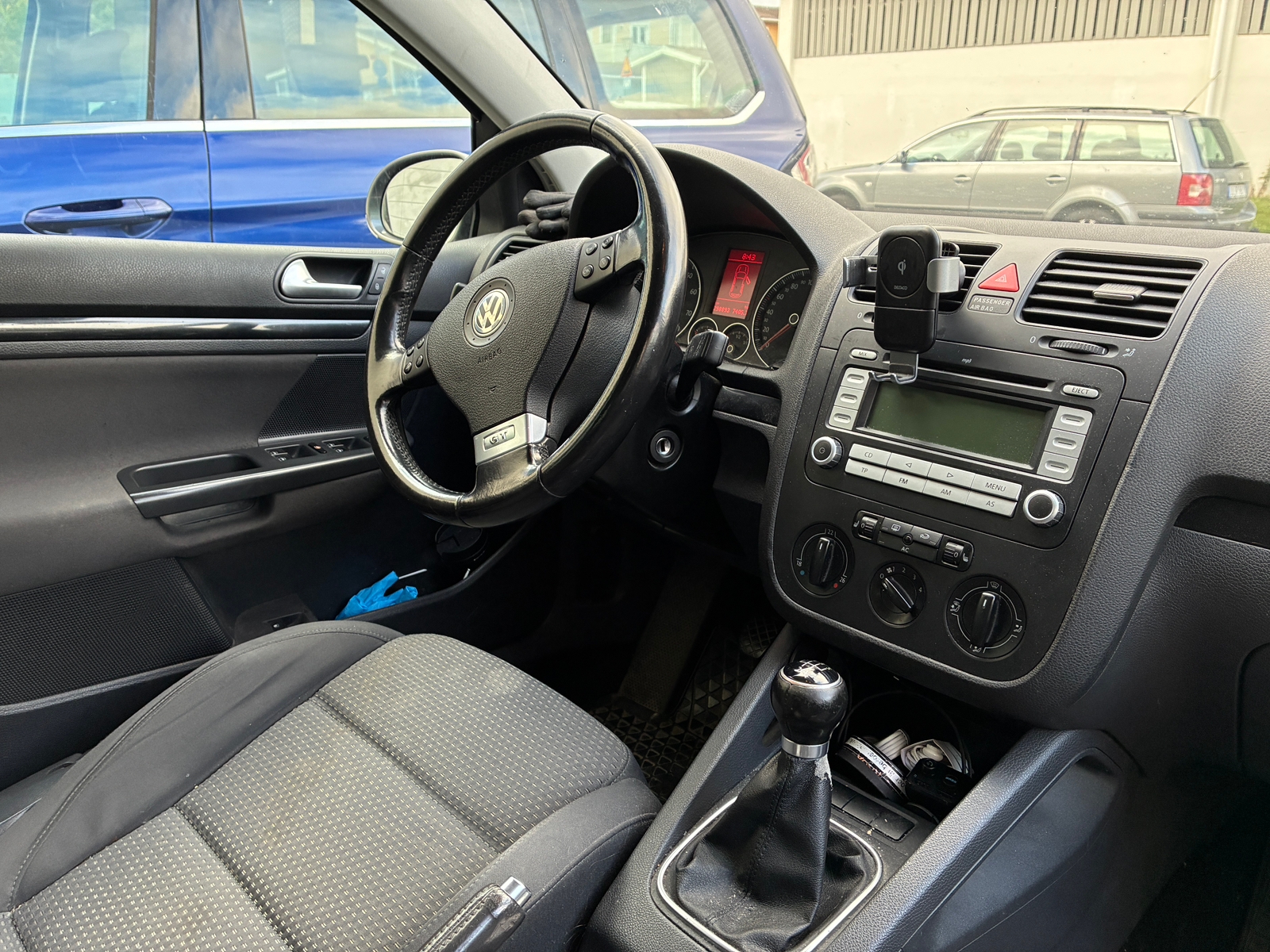 Volkswagen Golf V 5-dörrar 1.6 Manuell 2008, bild 6/10