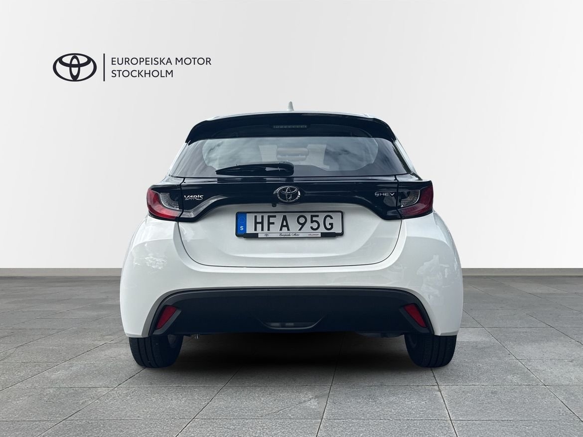 Toyota Yaris Active Komfortpaket 2025, bild 5/11