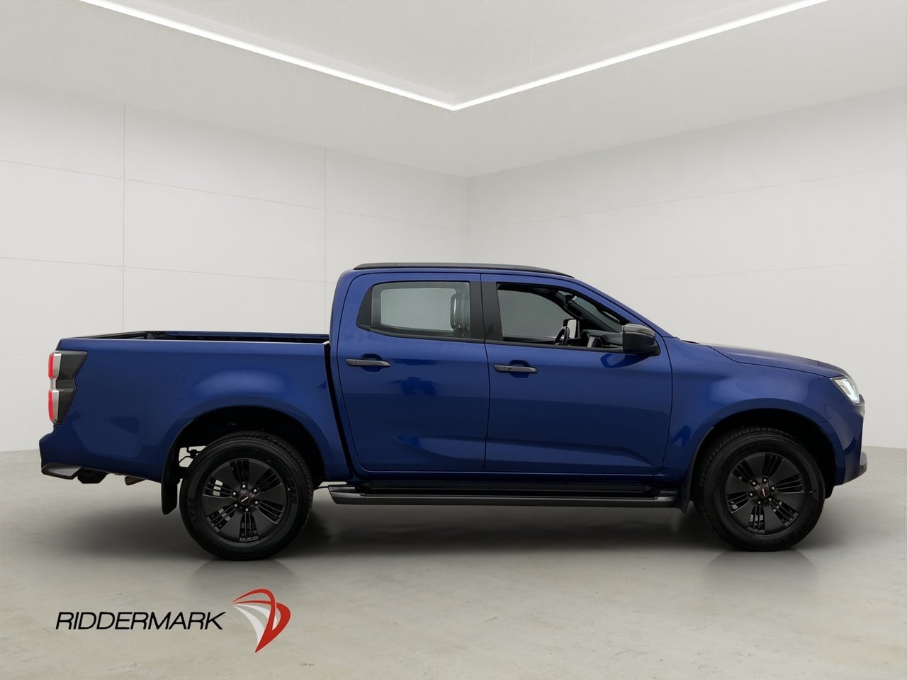 Isuzu D-max XRX 1.9 CNG 4WD Värm Drag 2022, bild 2/33