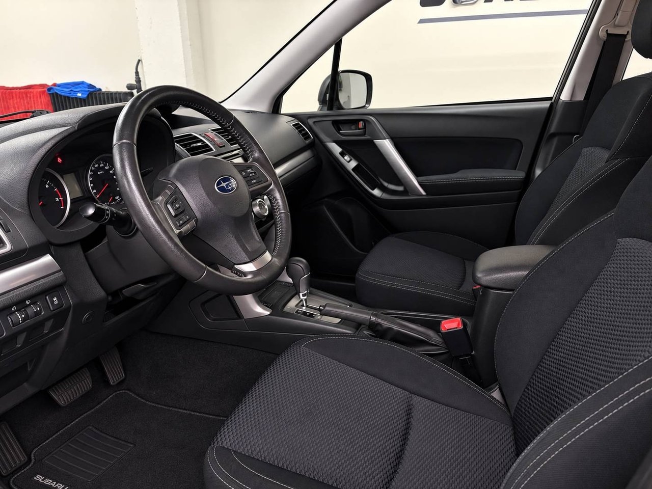Subaru Forester 2015, kuva 5/10