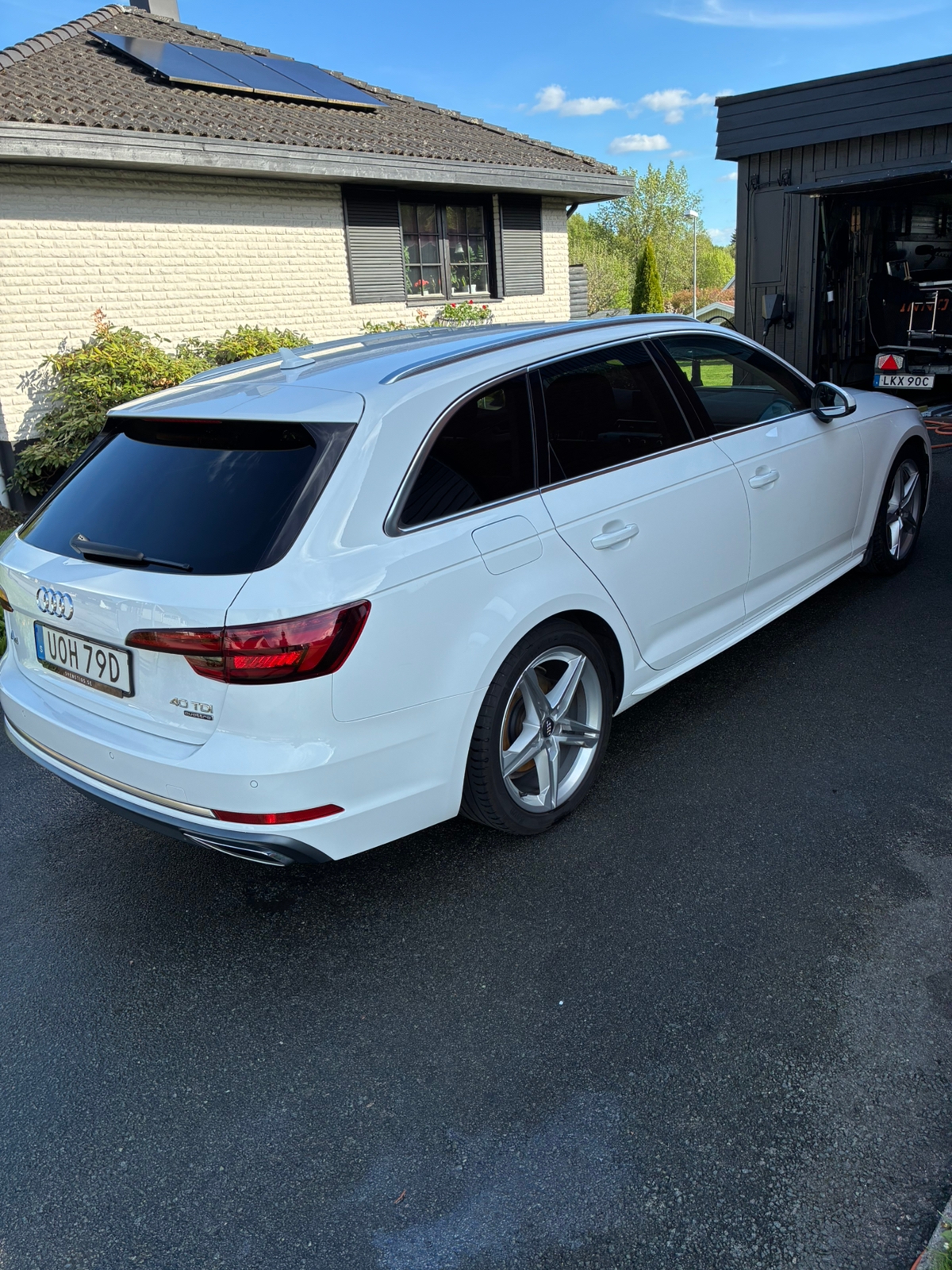 Audi A4 Avant 40 TDI quattro S Tronic 2019, bild 3/6