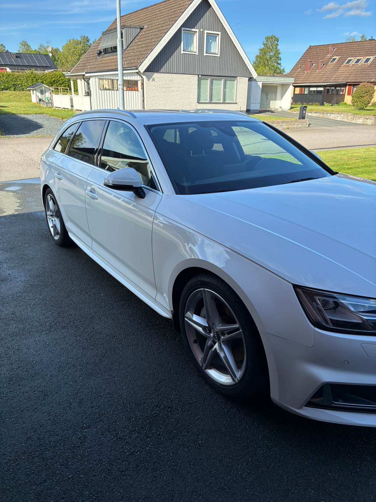 Audi A4 Avant 40 TDI quattro S Tronic 2019, bild 2/6