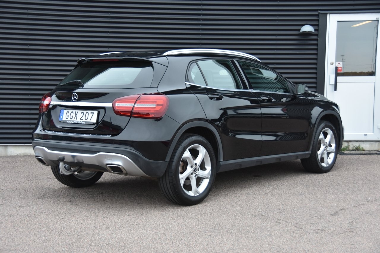 Mercedes-Benz GLA 2018, photo 7/10