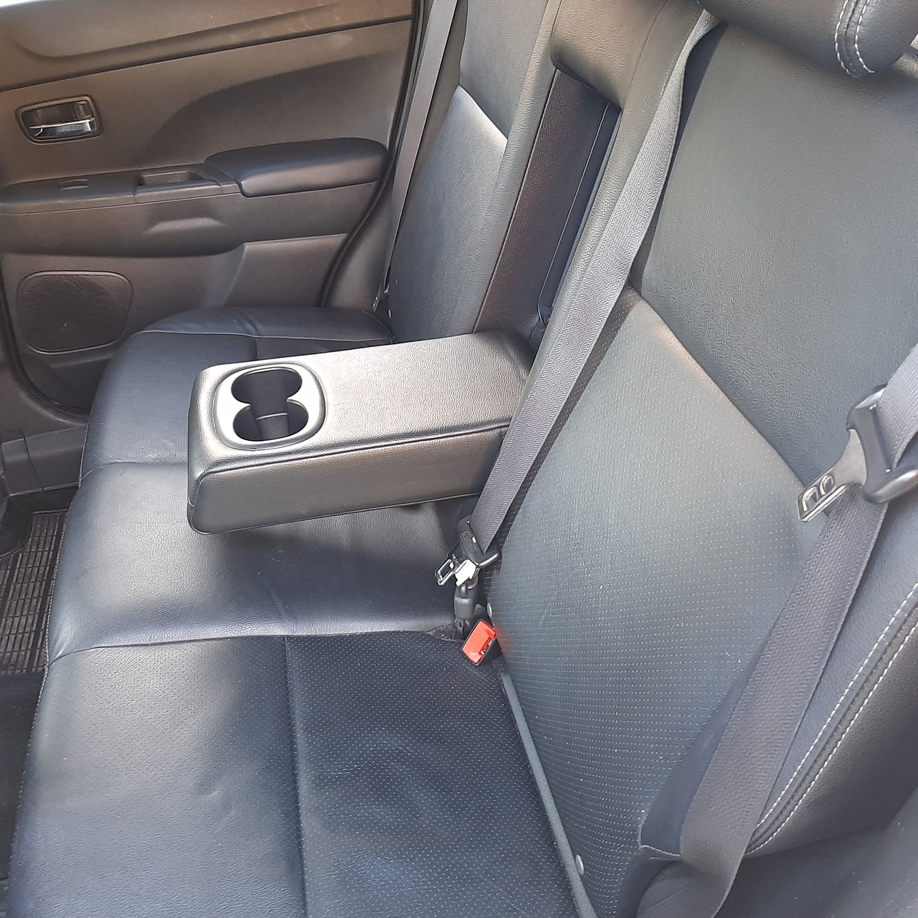 Mitsubishi ASX 1.8 Di 2013, bild 4/10