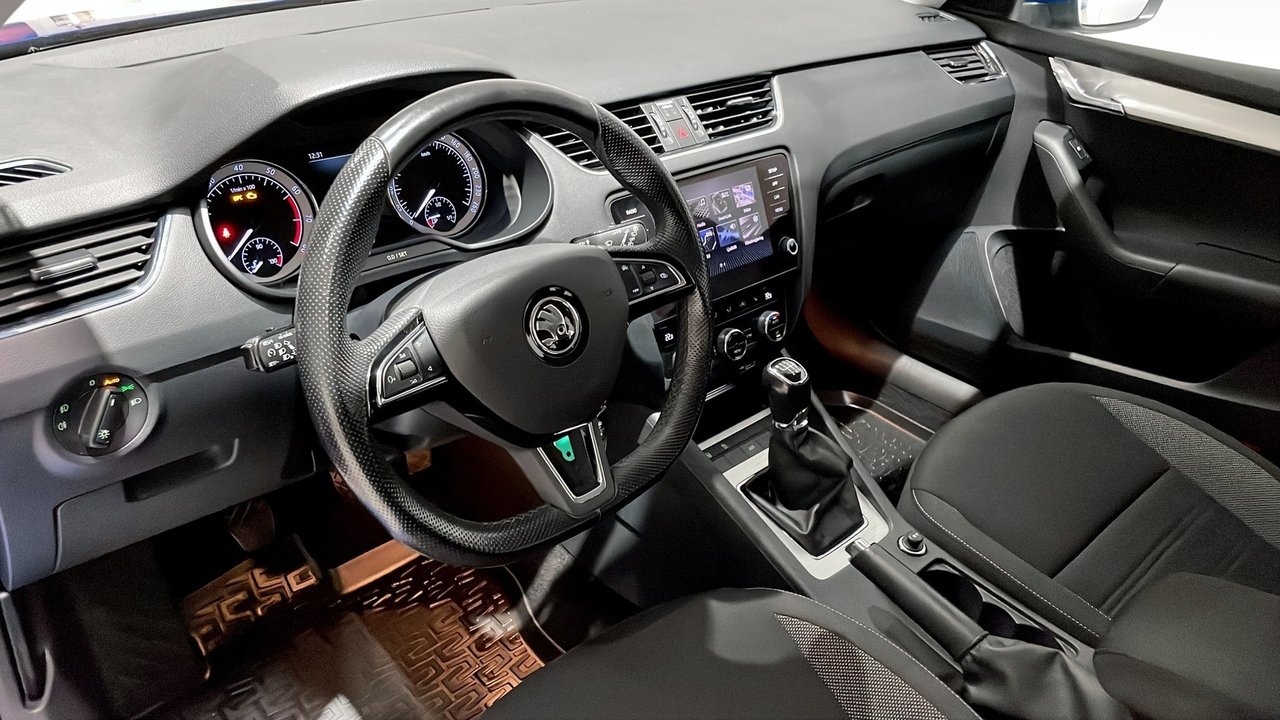 Skoda Octavia 2020, bild 7/10
