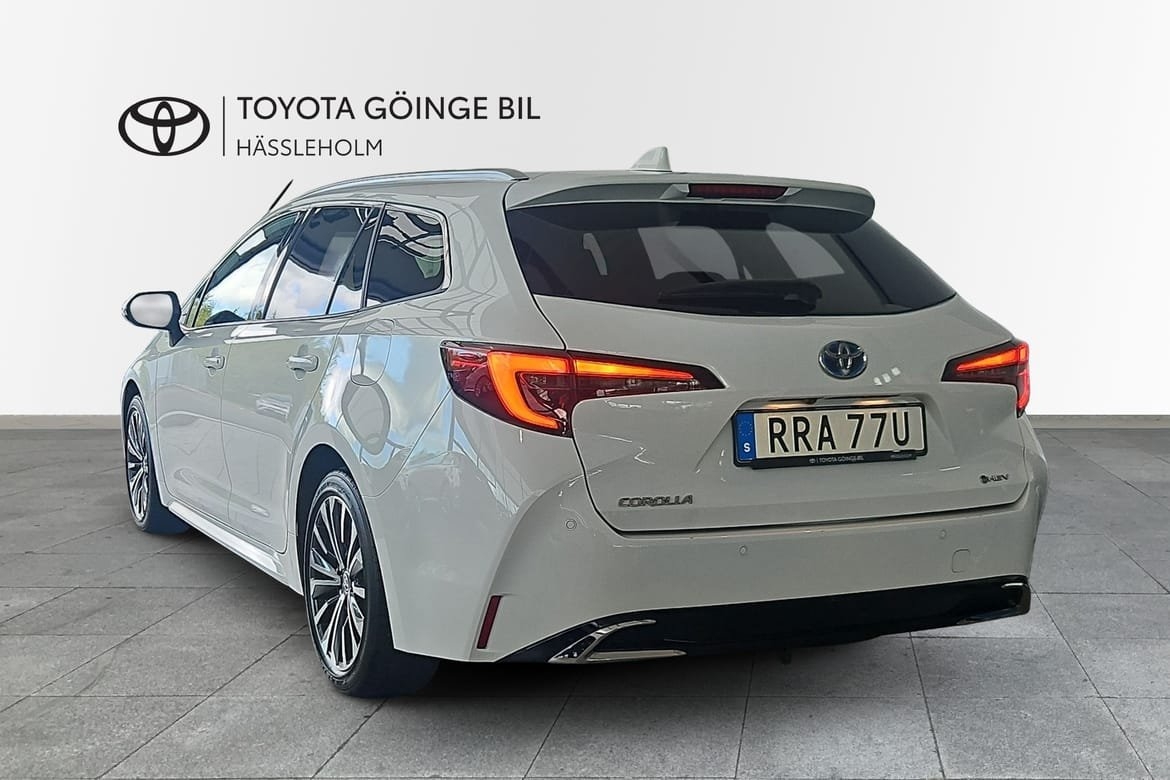 Toyota Corolla 1,8 Touring Sports Hybrid 2024, bild 2/10