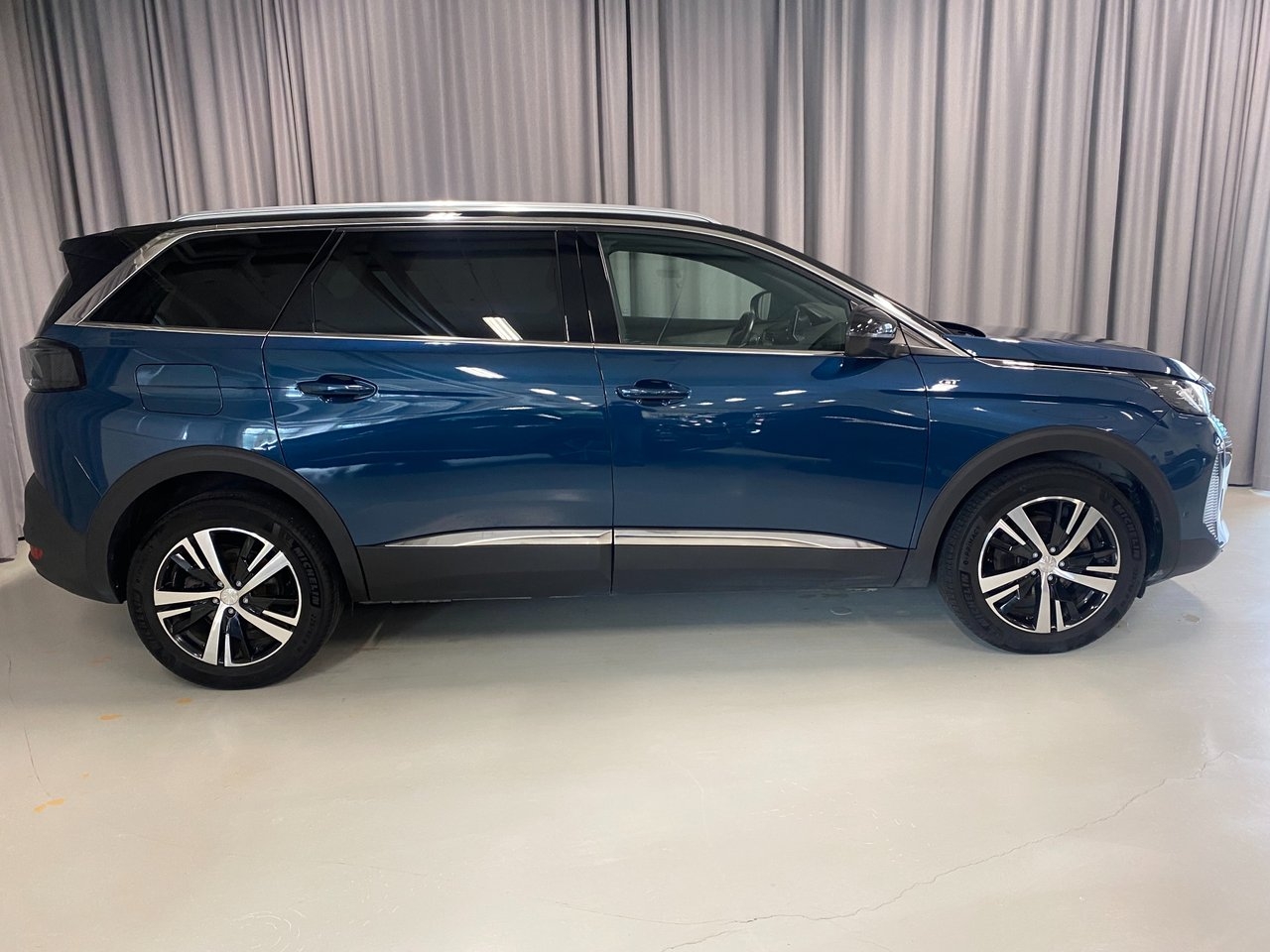 Peugeot 5008 GT 130hk Automat 7-Sits 2023, bild 3/10