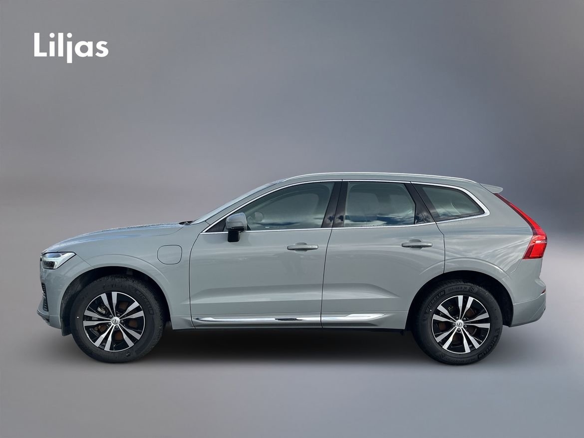 Volvo XC60 T6 AWD Core Special Edition 2025, bild 4/4