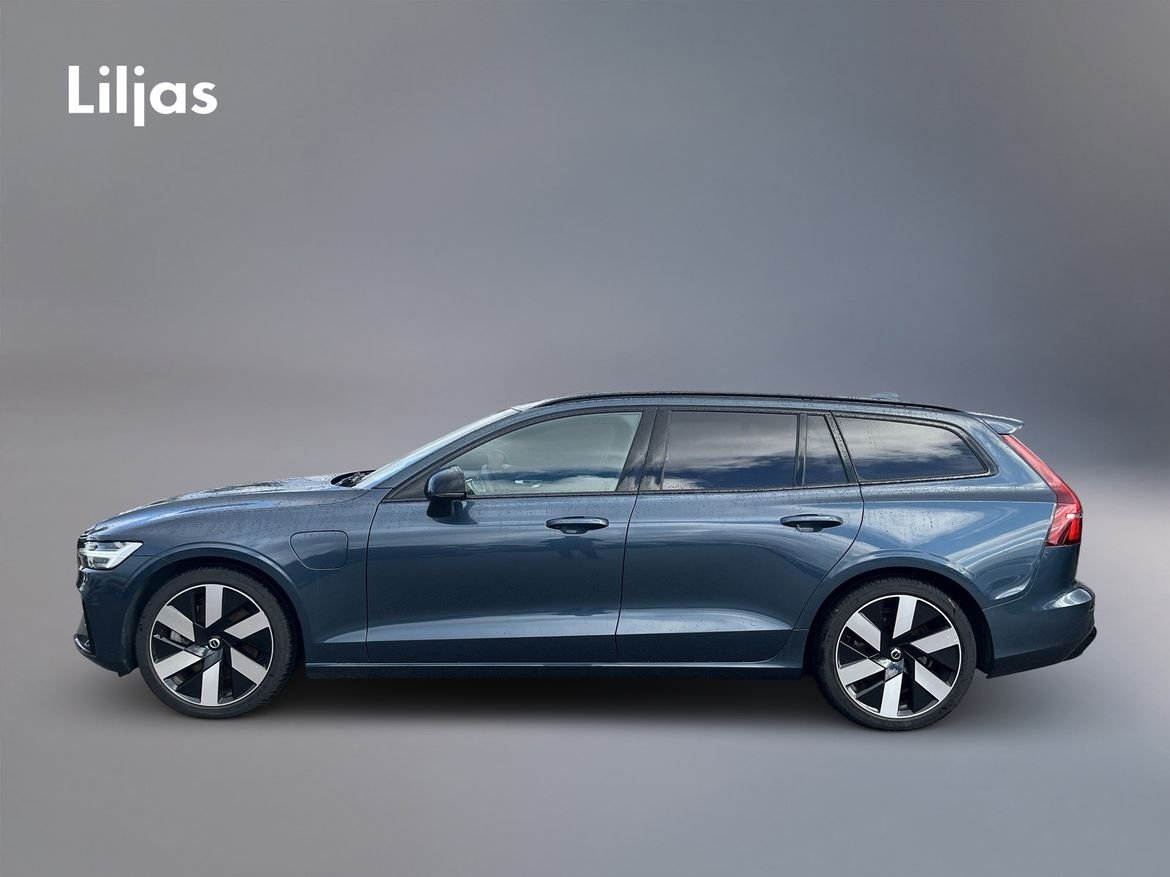 Volvo V60 Recharge T6 AWD Plus Dark 2024, kuva 4/4