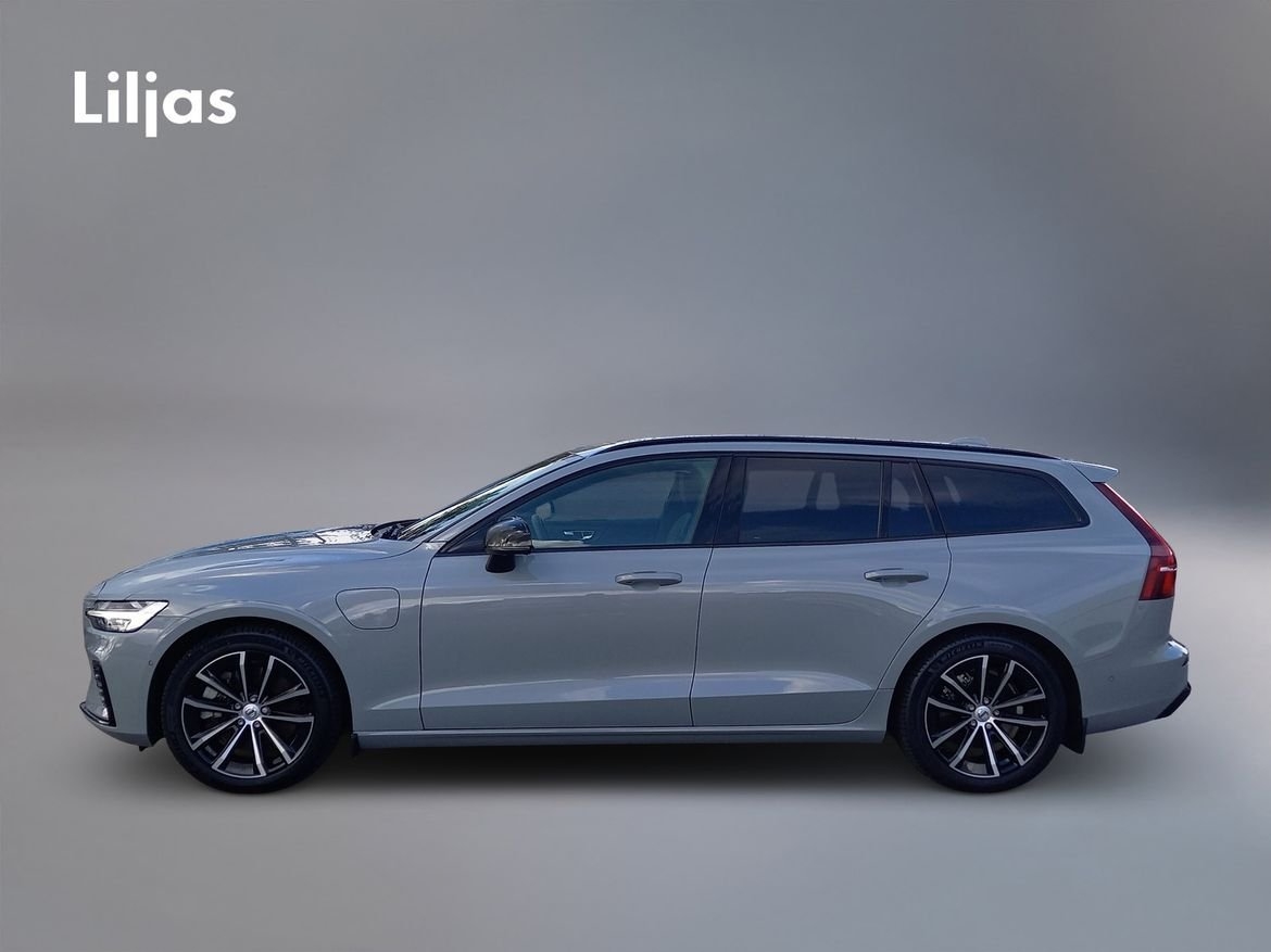 Volvo V60 2025, photo 4/4