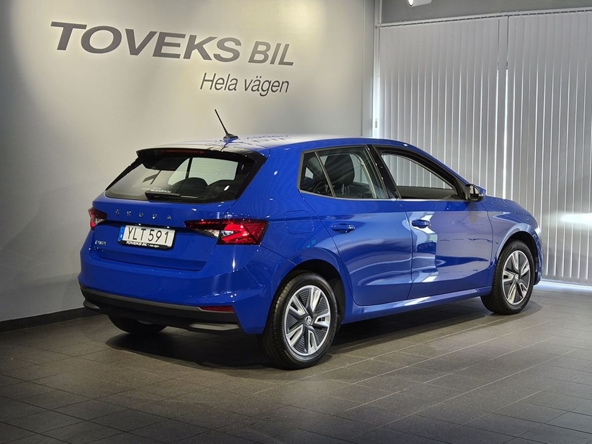 Skoda Fabia 1.0 TSI DSG 110hk 2023, bild 3/20