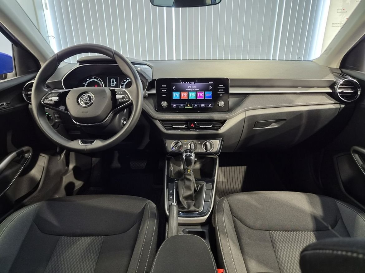 Skoda Fabia 1.0 TSI DSG 110hk 2023, bild 7/20