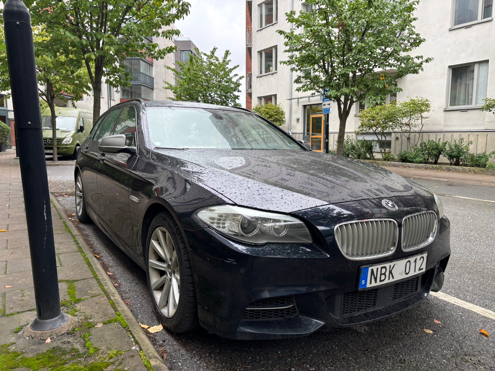 BMW M550d xDrive Touring Steptronic 2013, bild 2/7