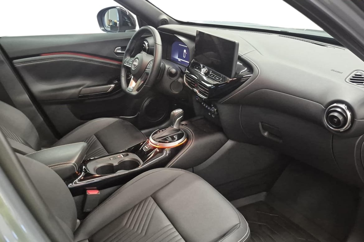 Nissan Juke 114 7DCT Tekna 19" 2024, bild 7/10